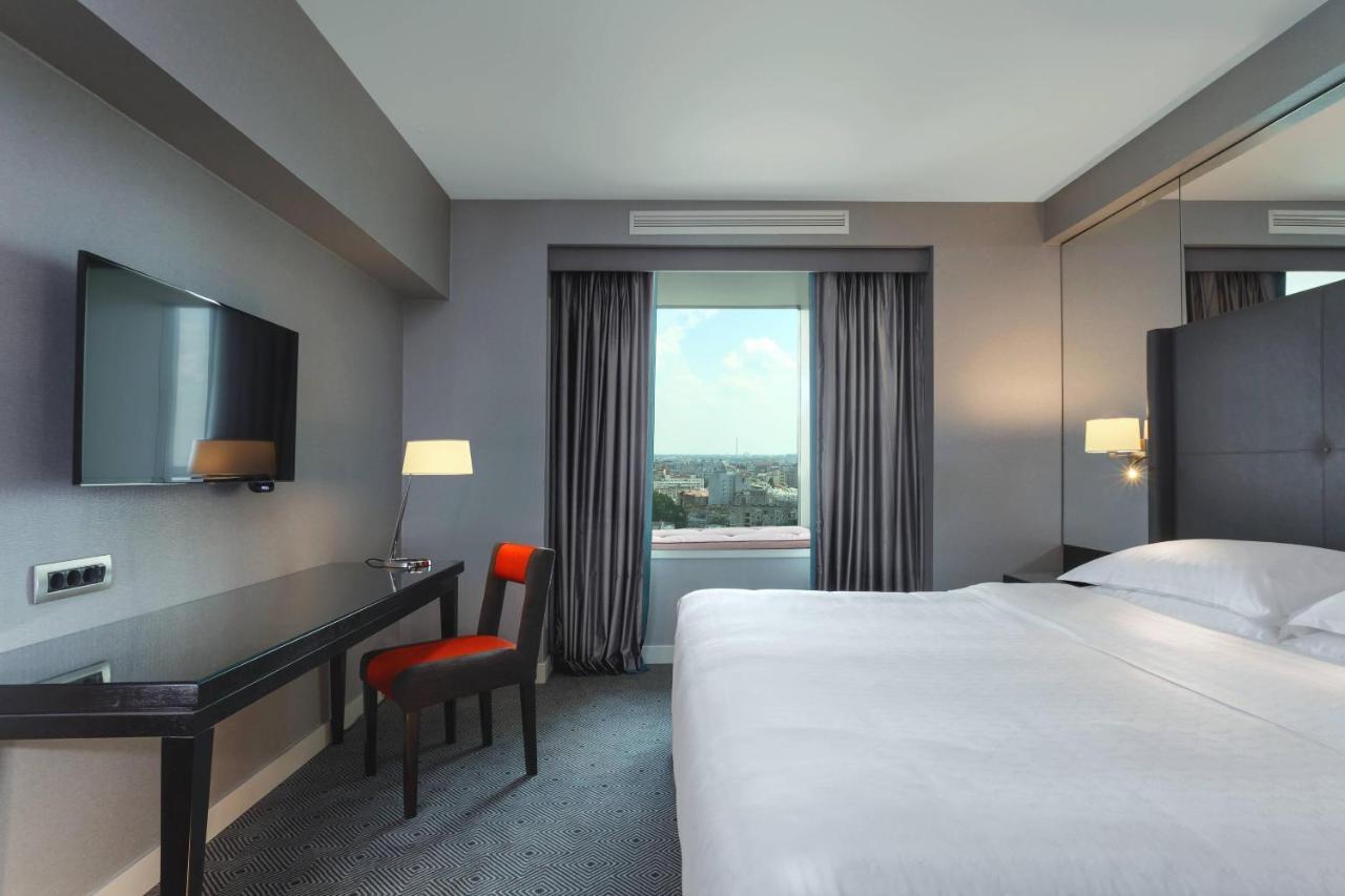 Sheraton Bucharest Hotel Exterior photo A room at the hotel