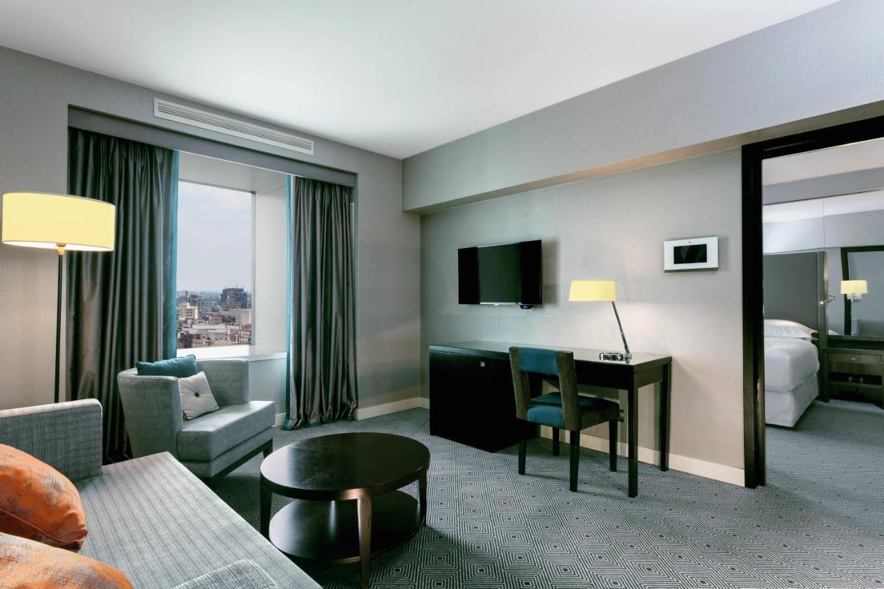Sheraton Bucharest Hotel Exterior photo Suite