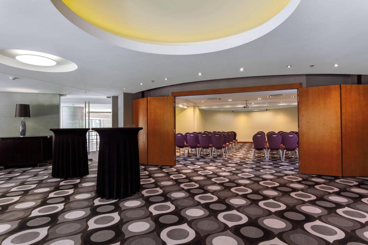 Sheraton Bucharest Hotel Exterior photo Meeting room