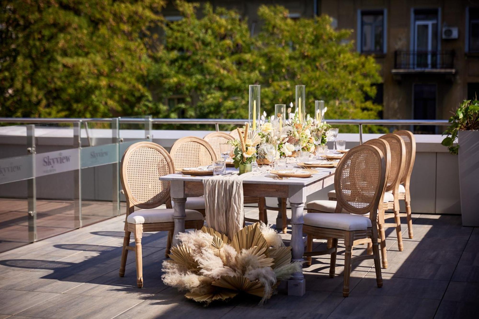 Sheraton Bucharest Hotel Exterior photo The Terrace at The Ivy at Veranda
