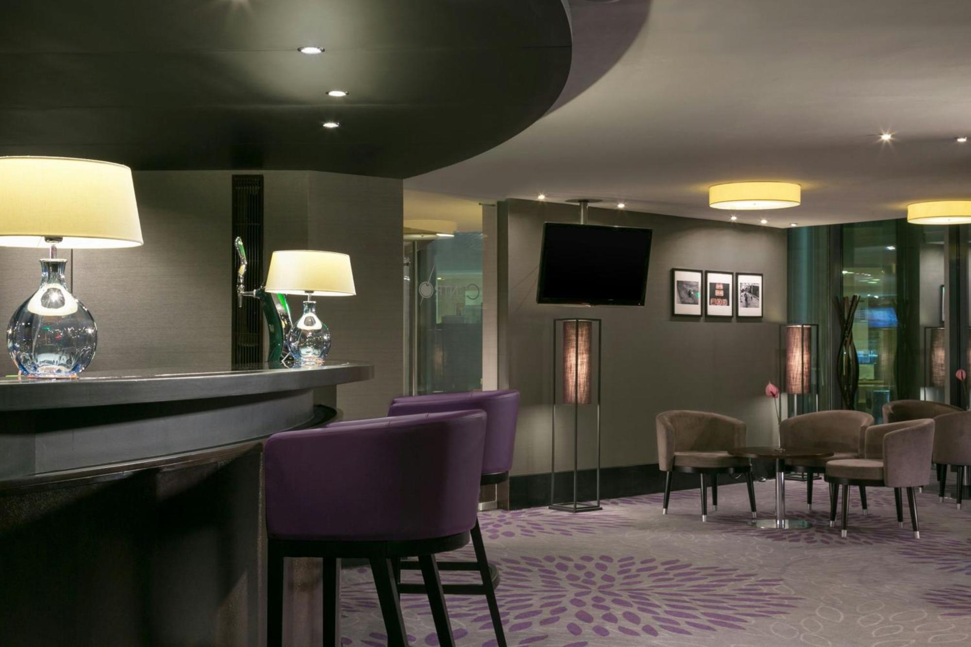 Sheraton Bucharest Hotel Exterior photo The lounge at London Heathrow Airport